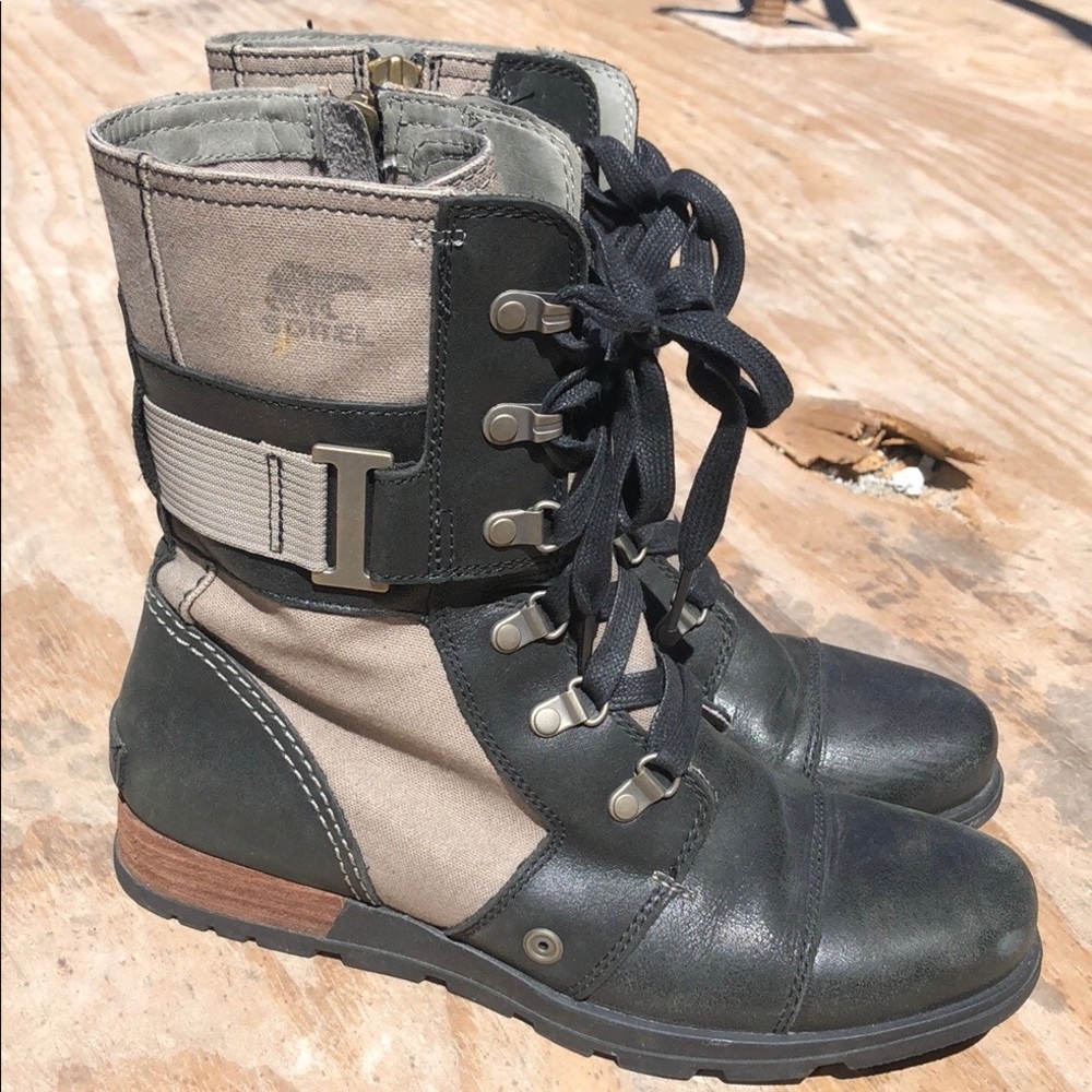 Sorel• Emelie Conquest• Lace Up Boot Women’s 9